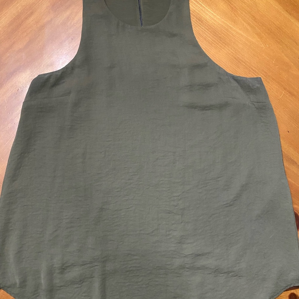 Banana Republic Olive Green Sleeveless Women's Top